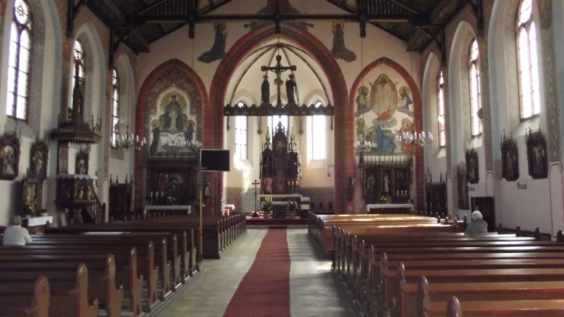 Wnętrze kościoła w okresie Triduum Paskalnego 2020